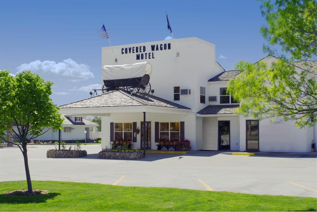 Covered Wagon Motel Lusk Wy Exterior photo